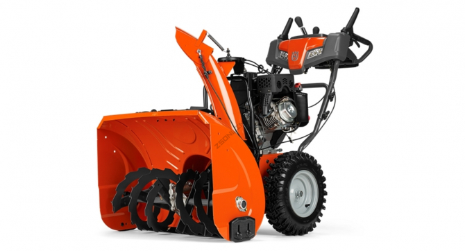 Снегоуборщик Husqvarna ST230P по выгодной цене в Казани. Надежное качество и лучшие условия ждут вас.