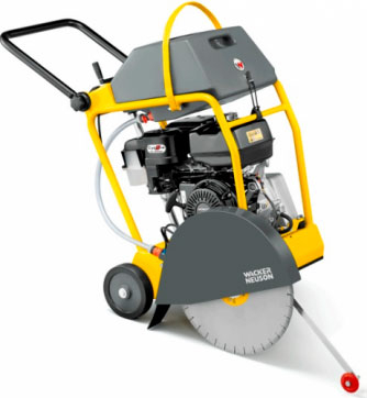 Резчик швов Wacker Neuson MFS-1350CE в прокат в Казани. У нас лучшая цена за сутки! Возможность взять в аренду с выгодной скидкой до 40% при экспресс доставке 24/7. И помните, ночью стоимость еще дешевле на 30%! #арендапрокат #виброплита #выгодно